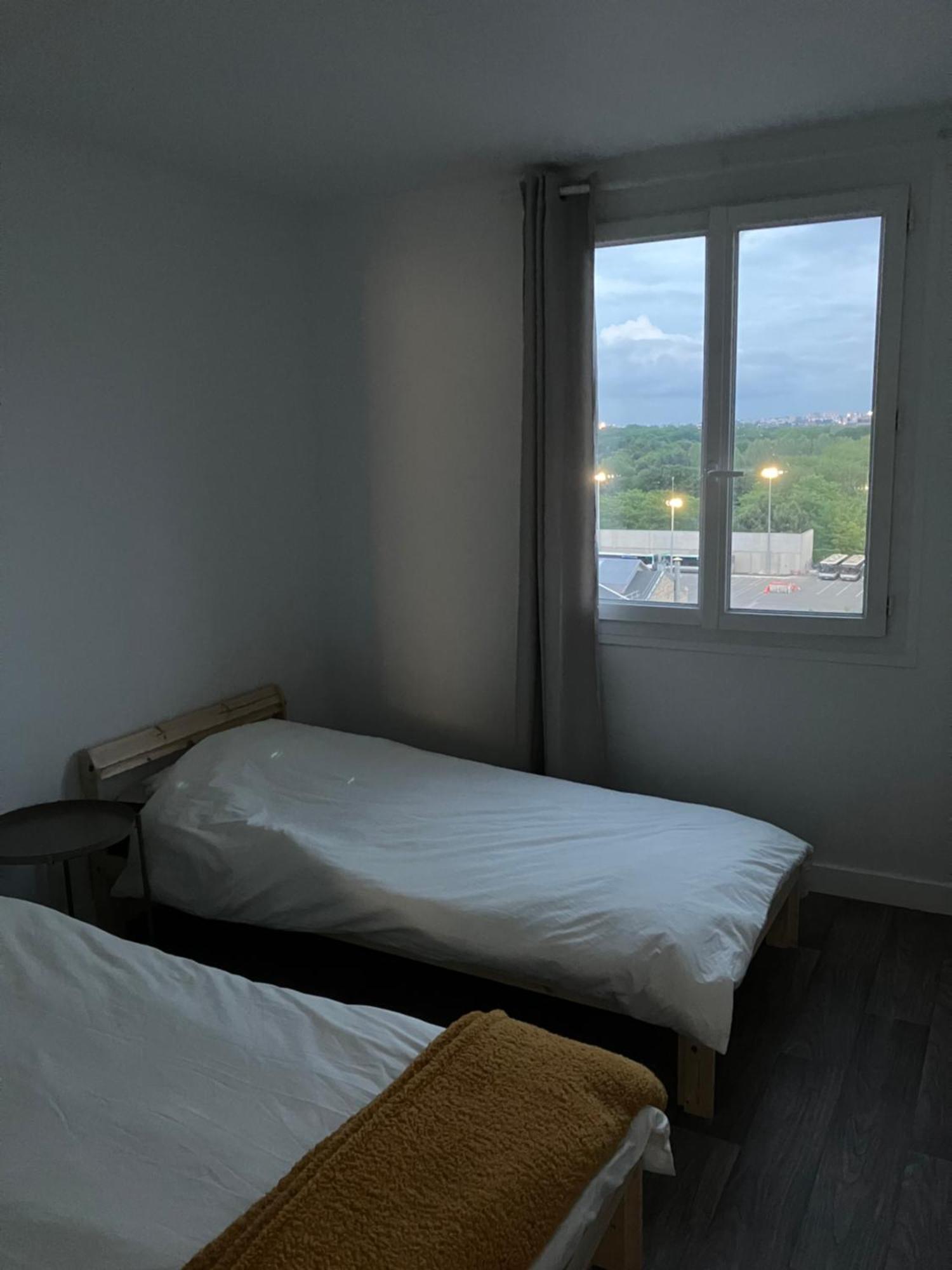 Logement Spacieux A 15Min De Paris - Free Parking - Free Wifi Pantin Exterior foto